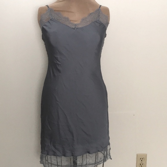 VICTORIA SICRET SLIP - Picture 1 of 5